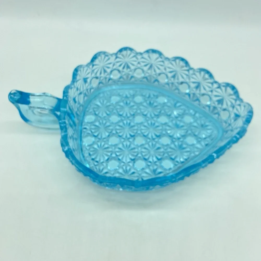 N/A charming vintage